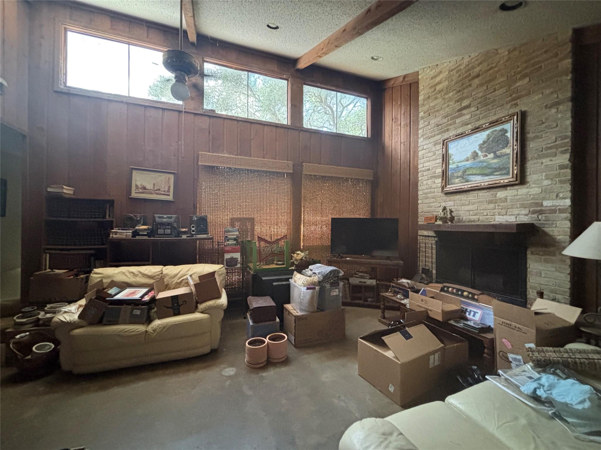 808 Indian Tree TRL