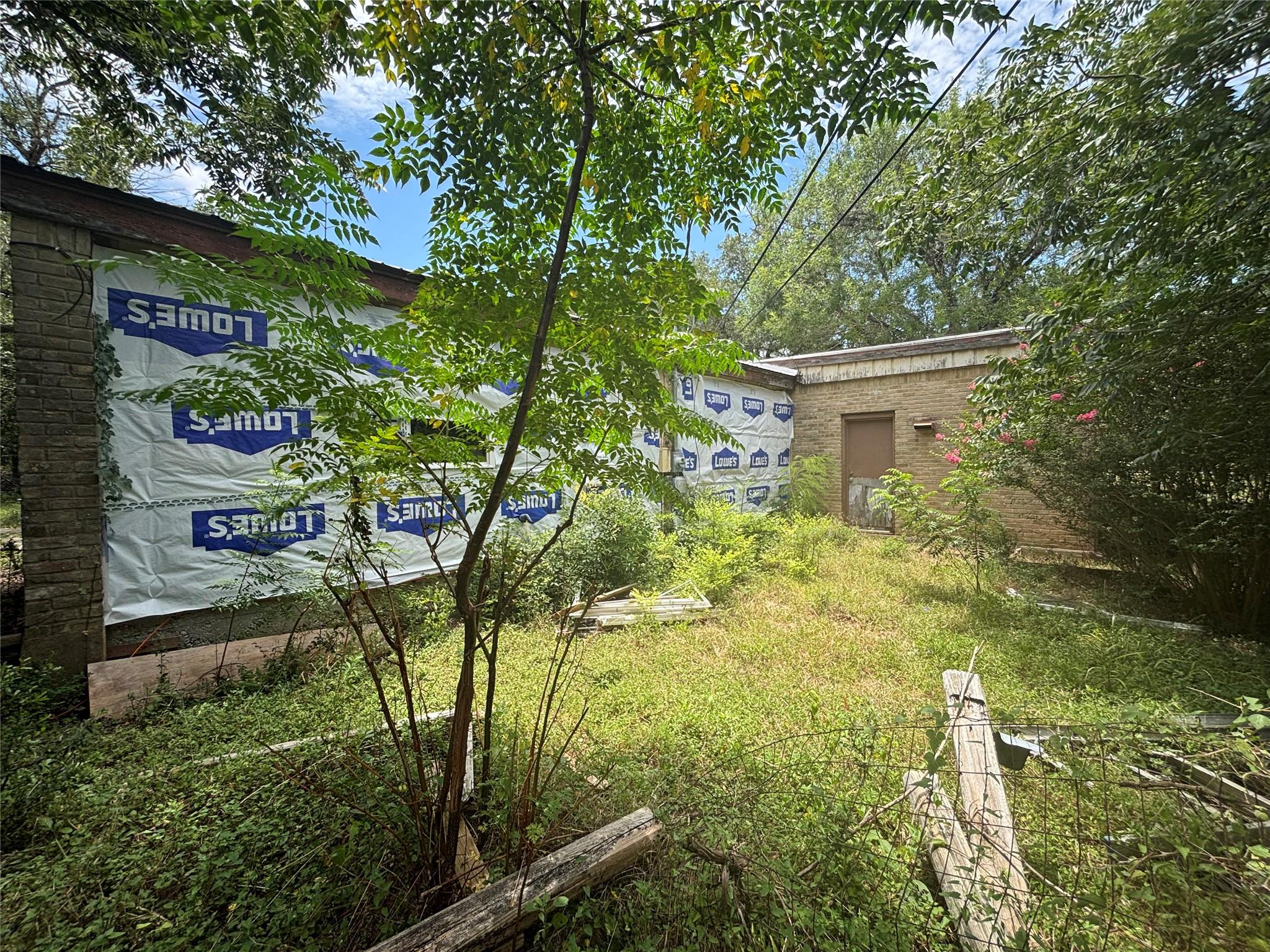 808 Indian Tree TRL