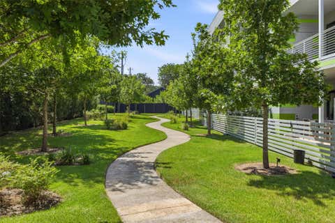 Tiny photo for 4004 Banister LN #211, Austin, TX 78704 (MLS # 3106044)