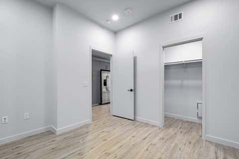 Tiny photo for 4004 Banister LN #211, Austin, TX 78704 (MLS # 3106044)