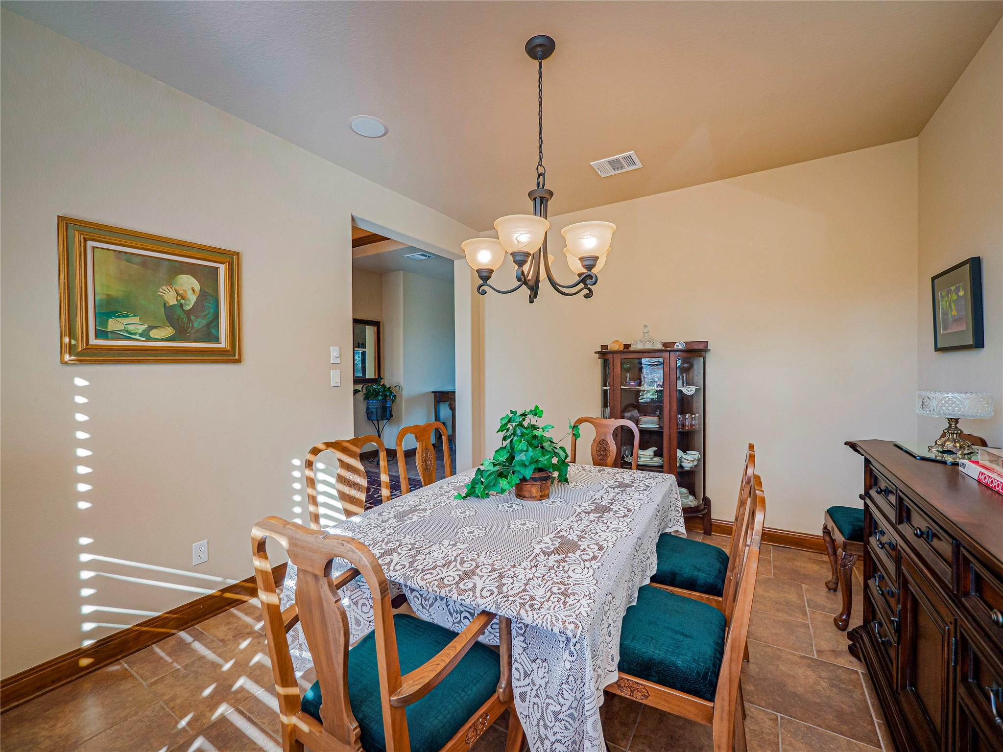 21012 North Ridge ST