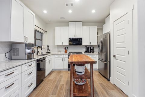 3404 American Dr. DR 1099 Lago Vista TX 78645