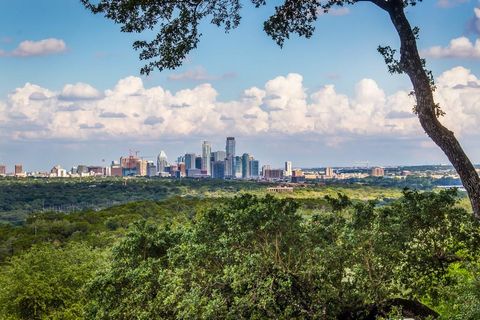 Photo of 1407 Wild Cat HOLW, West Lake Hills, TX 78746 (MLS # 3306506)