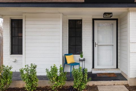 Tiny photo for 8903 Palace PKWY, Austin, TX 78748 (MLS # 2832421)