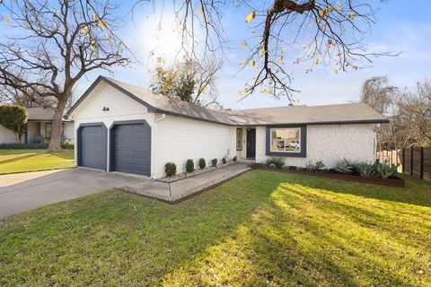 8406 Hornet DR Austin TX 78749