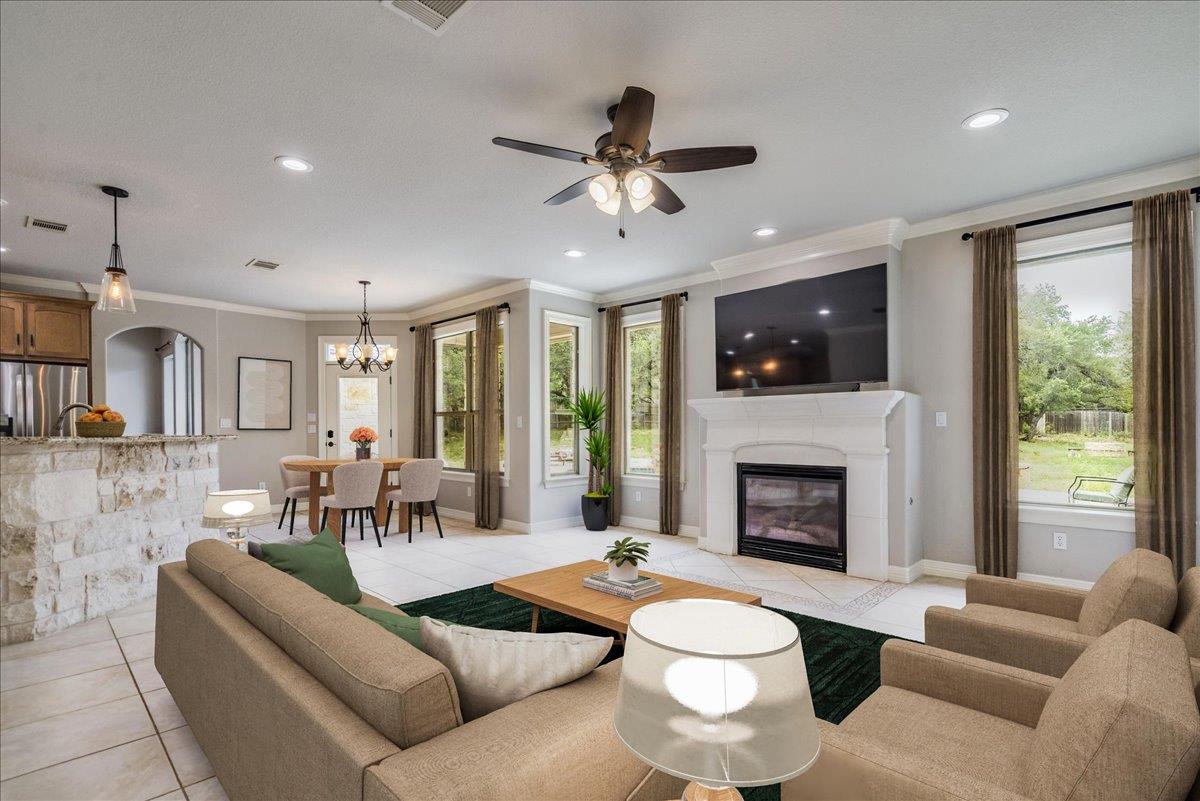 103 Silverstone DR