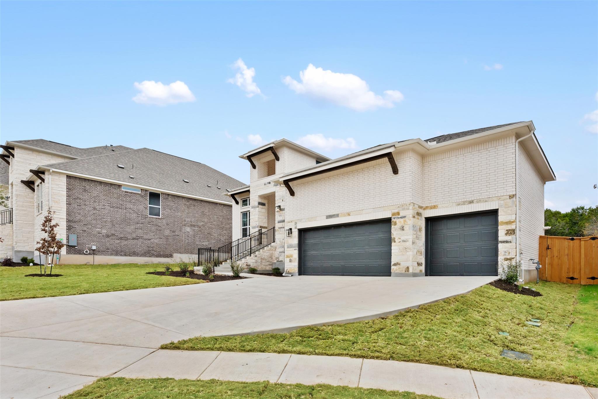 17225 Alta Madera LN