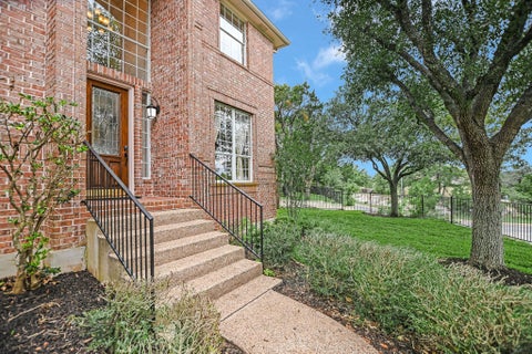 Photo of 10201 Spicewood Mesa, Austin, TX 78759 (MLS # 7227156)
