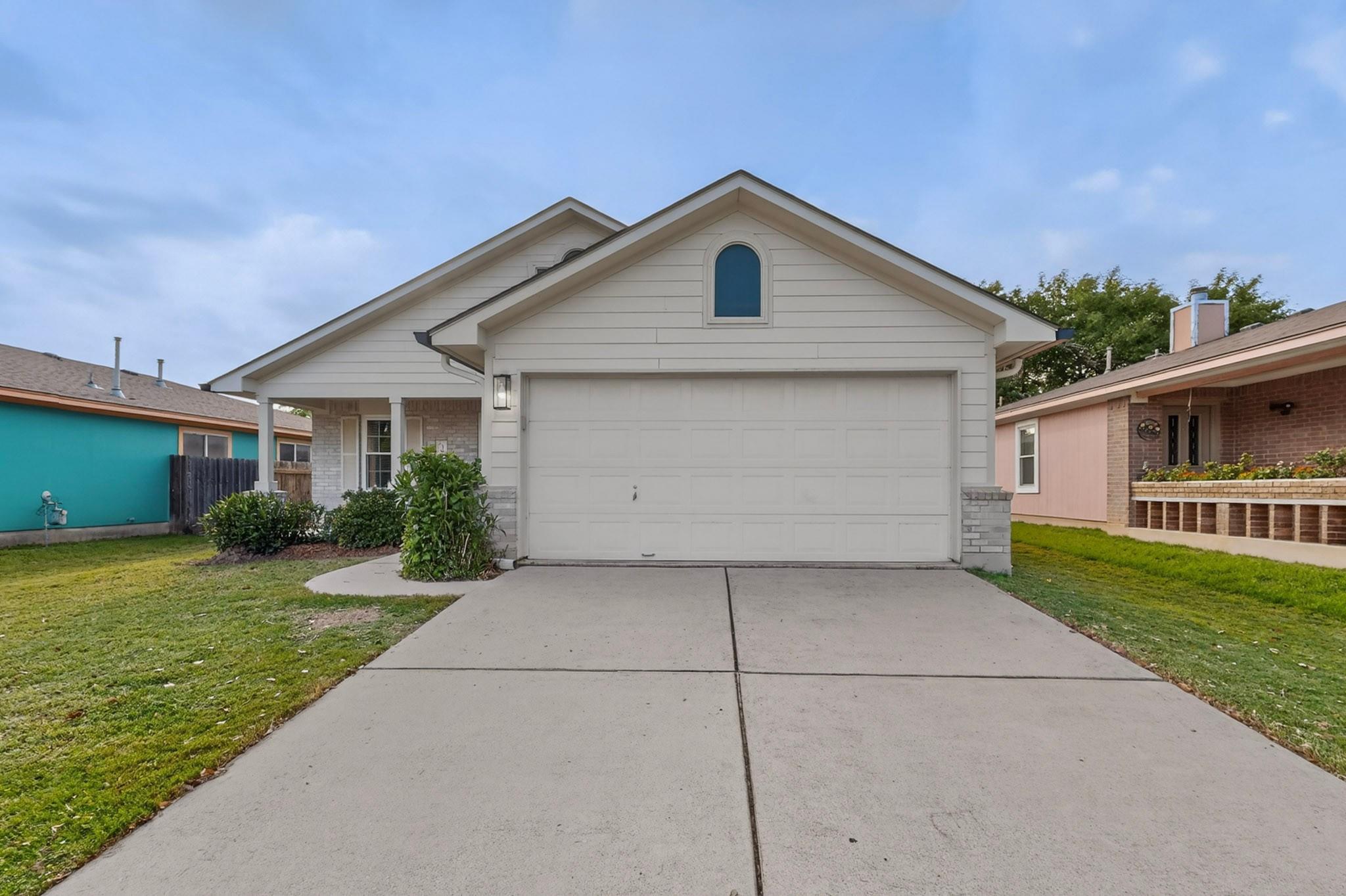 3906 Reeders DR