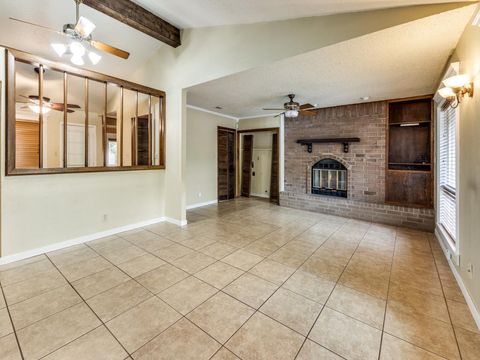 Tiny photo for 817 Glen Oak DR, Austin, TX 78745 (MLS # 3635098)