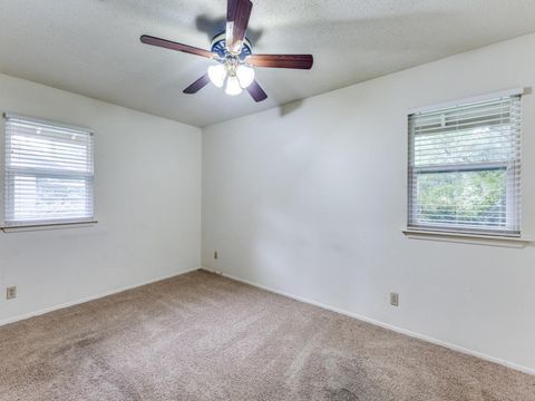 Tiny photo for 817 Glen Oak DR, Austin, TX 78745 (MLS # 3635098)