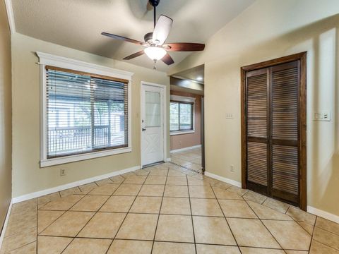 Tiny photo for 817 Glen Oak DR, Austin, TX 78745 (MLS # 3635098)