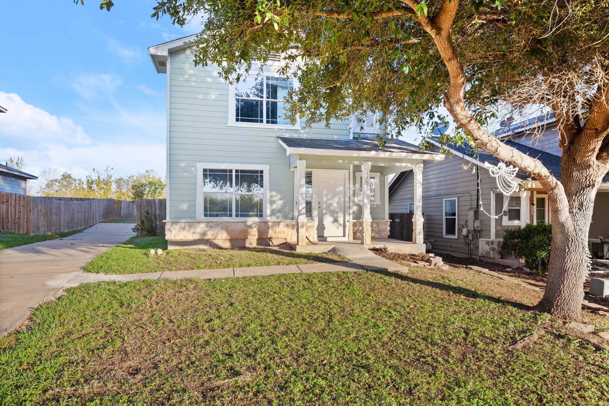 View Manor, TX 78653 house
