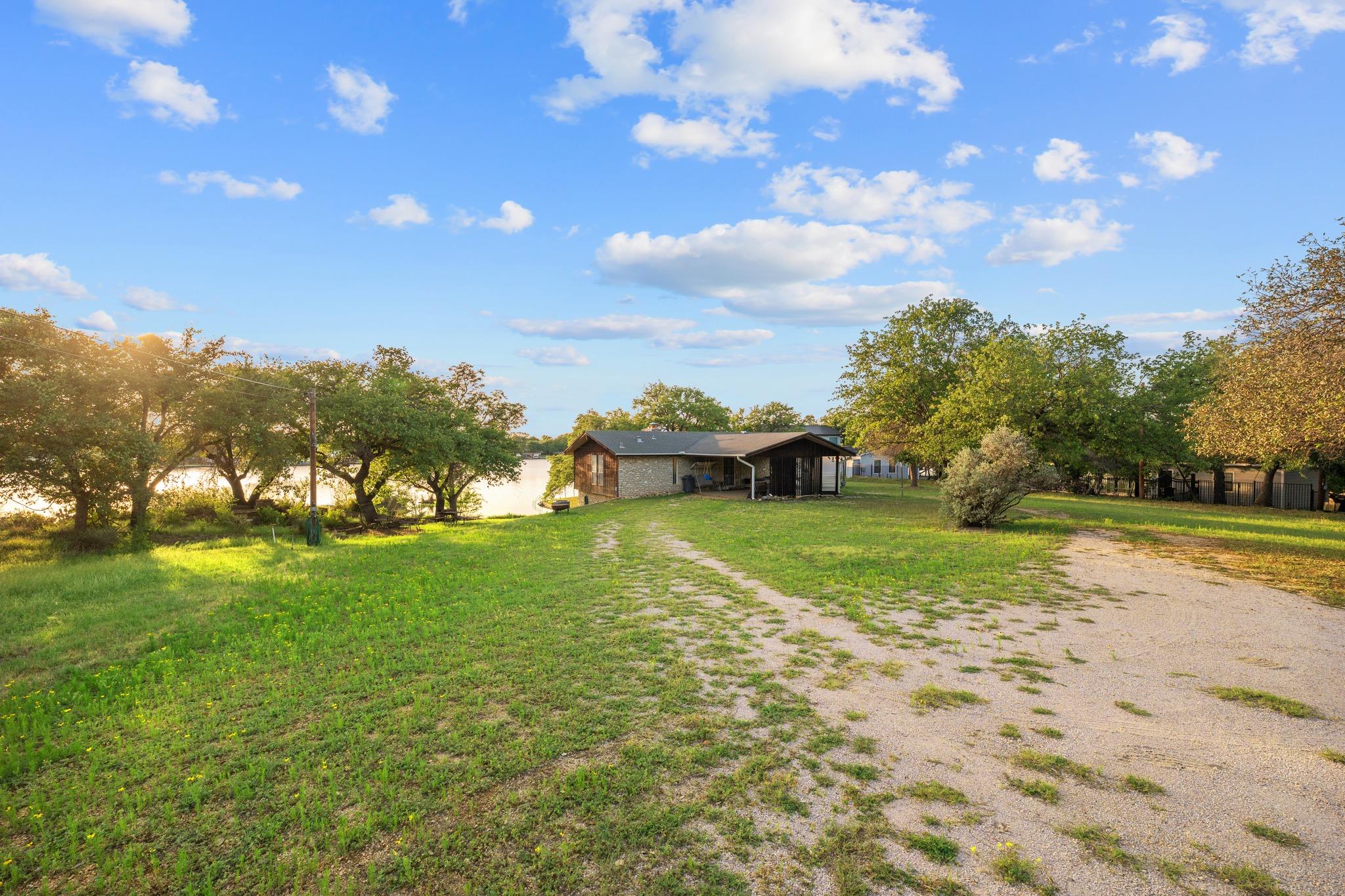 Granite Shoals, Texas, 78654, United States, 3 Bedrooms Bedrooms, ,2 BathroomsBathrooms,Residential,Active,2045377