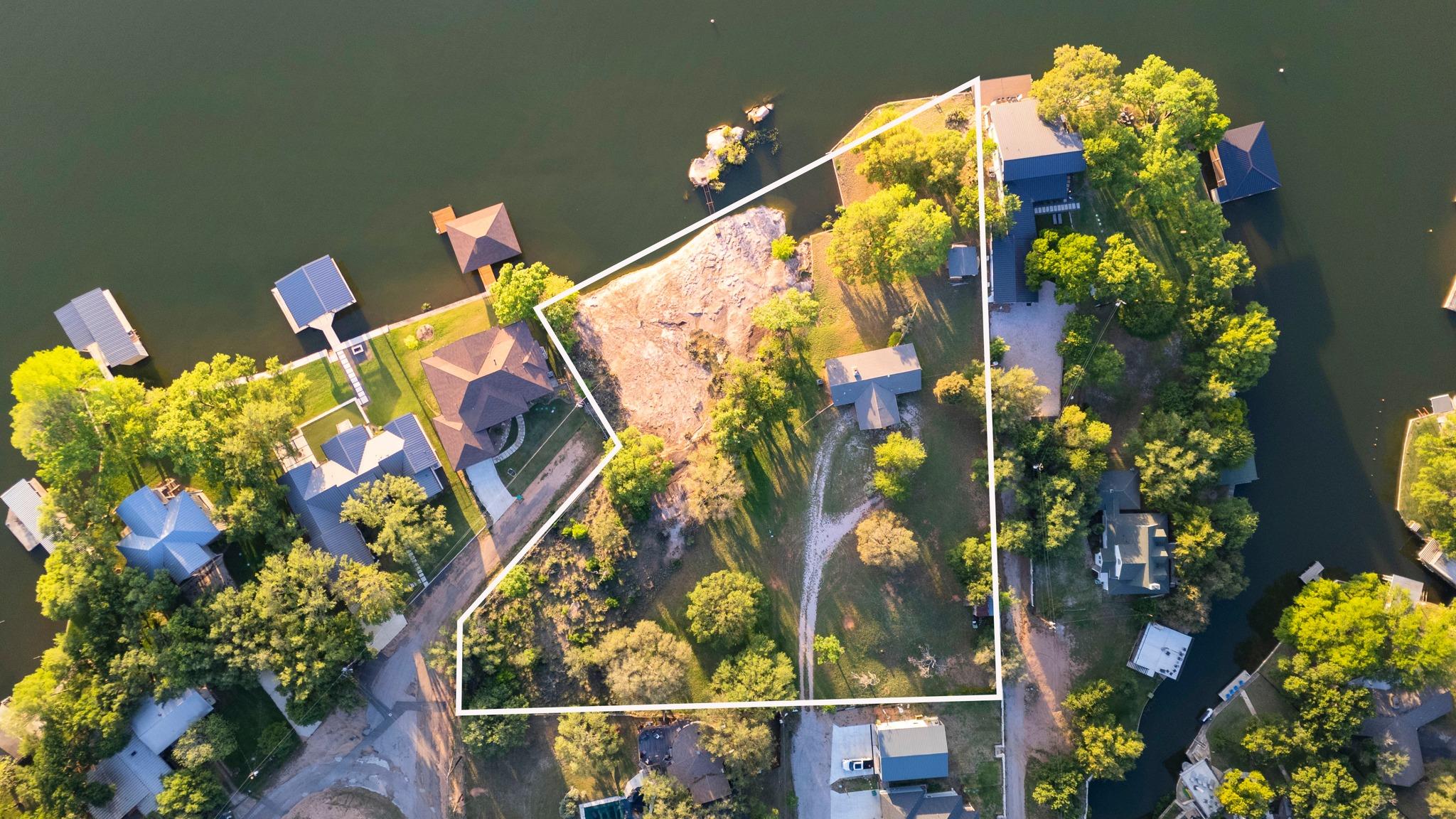 310 Castlehigh DR