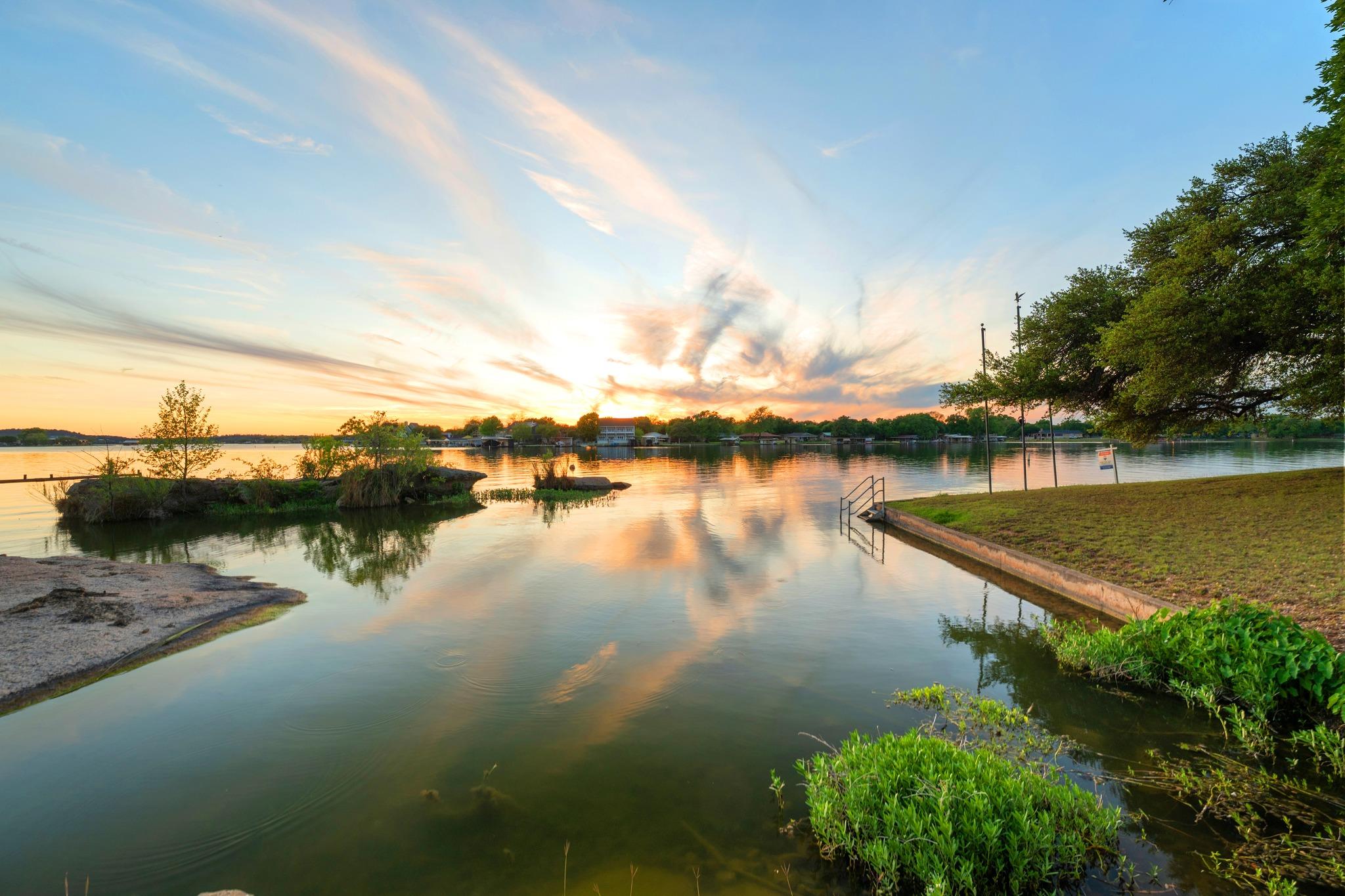 Granite Shoals, Texas, 78654, United States, 3 Bedrooms Bedrooms, ,2 BathroomsBathrooms,Residential,Active,2045377
