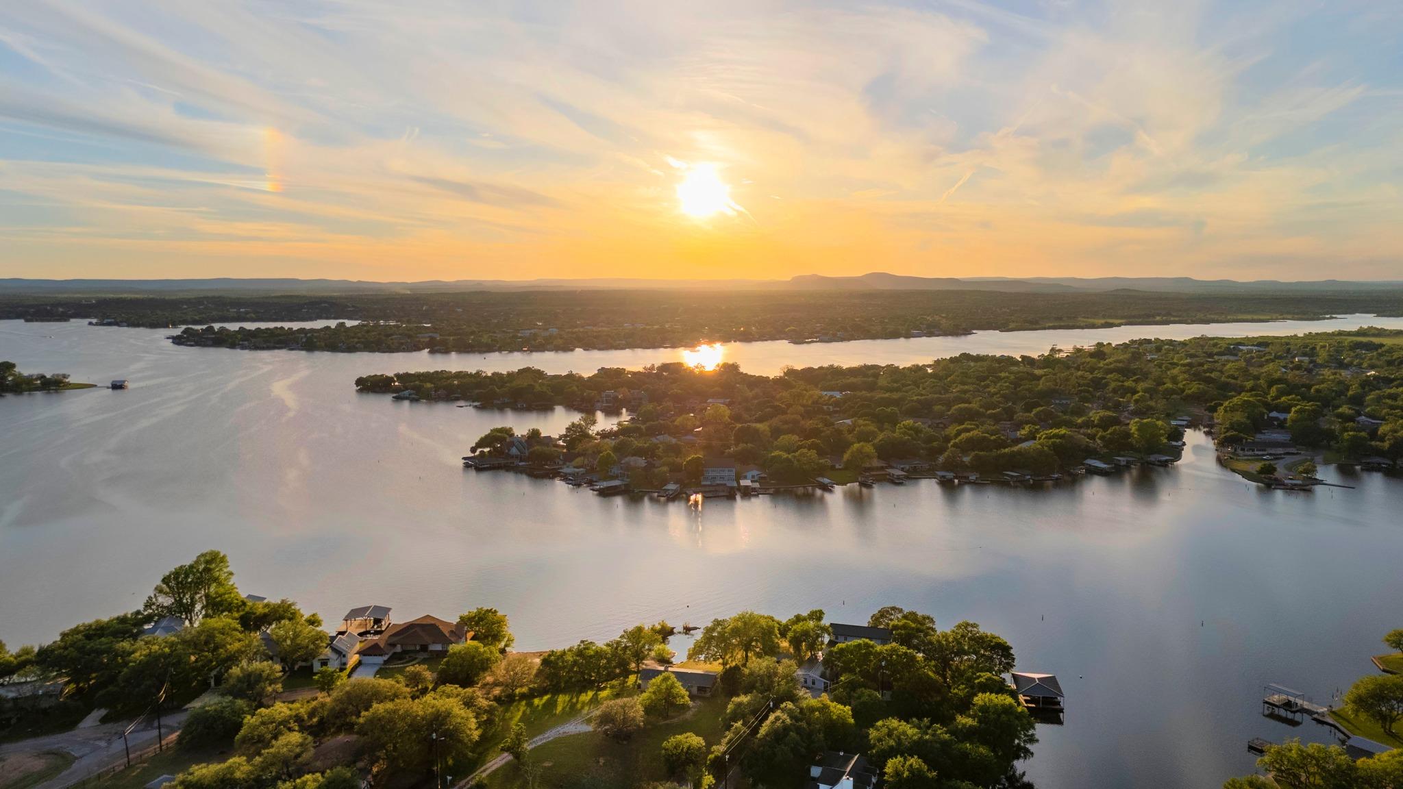 Granite Shoals, Texas, 78654, United States, 3 Bedrooms Bedrooms, ,2 BathroomsBathrooms,Residential,Active,2045377