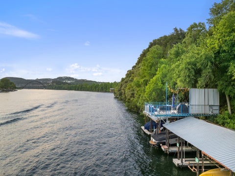 Photo of 4802 Precipice CV, Austin, TX 78731 (MLS # 9515636)