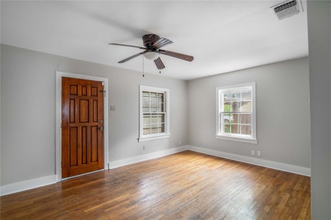 Tiny photo for 5213 Leralynn ST, Austin, TX 78751 (MLS # 1329620)