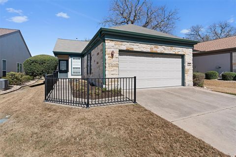 Photo of 225 Winter DR, Georgetown, TX 78633 (MLS # 4703312)