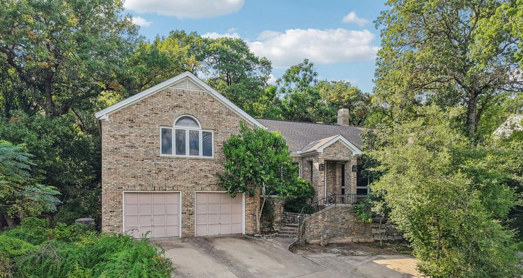 Photo for 6008 Bon Terra DR, Austin, TX 78731 (MLS # 9296232)