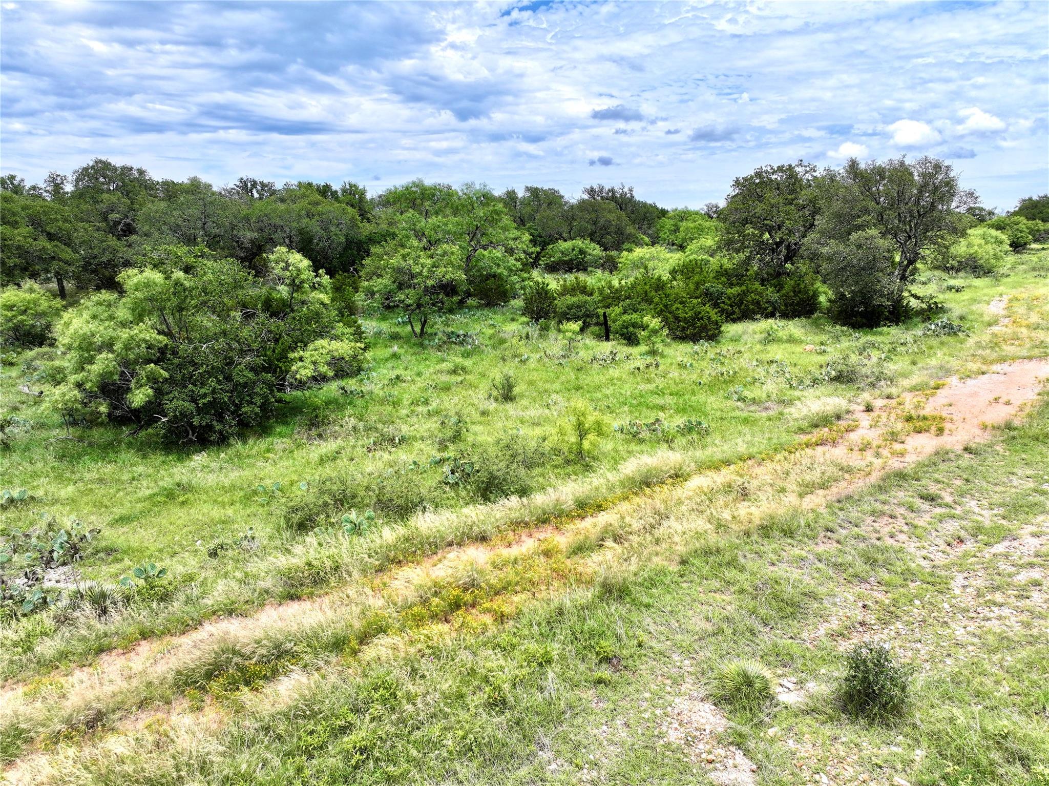 209 Rocky Hollow RD