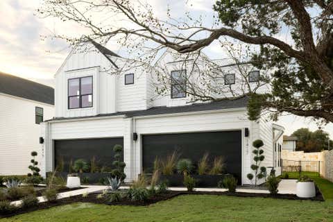 Photo of 8006 Bird Song CIR, Austin, TX 78745 (MLS # 8121031)