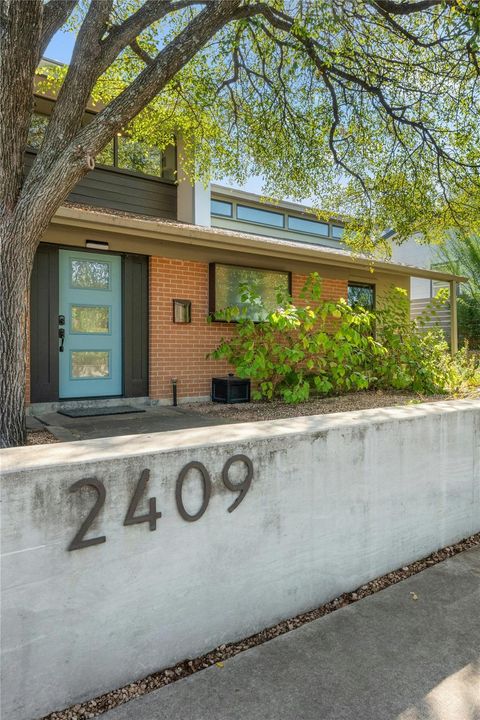 Tiny photo for 2409 East Side DR, Austin, TX 78704 (MLS # 9858359)