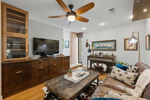 Tiny photo for 2409 East Side DR, Austin, TX 78704 (MLS # 9858359)