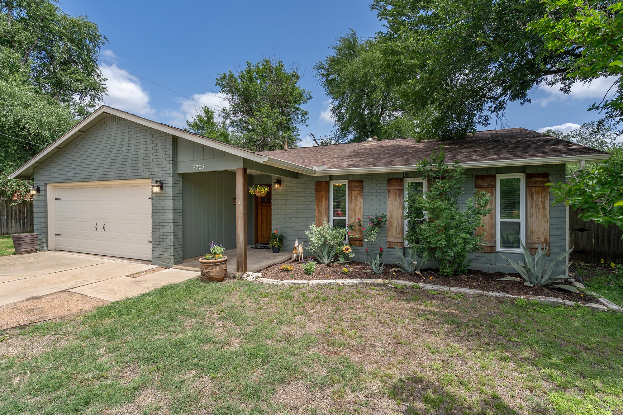 2703 Parker DR