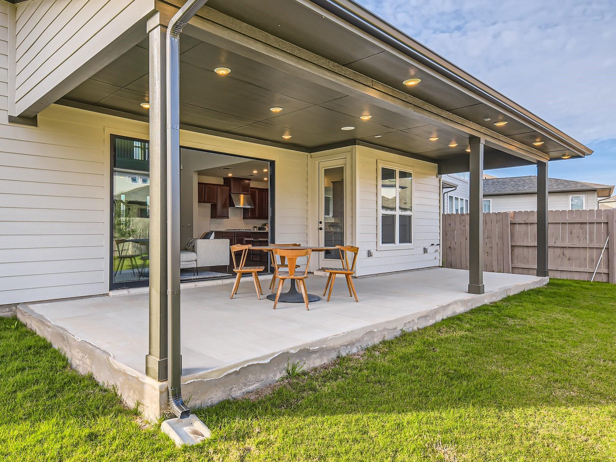 Austin, Texas 78744, United States, 4 Bedrooms Bedrooms, ,3 BathroomsBathrooms,Residential,Active,573