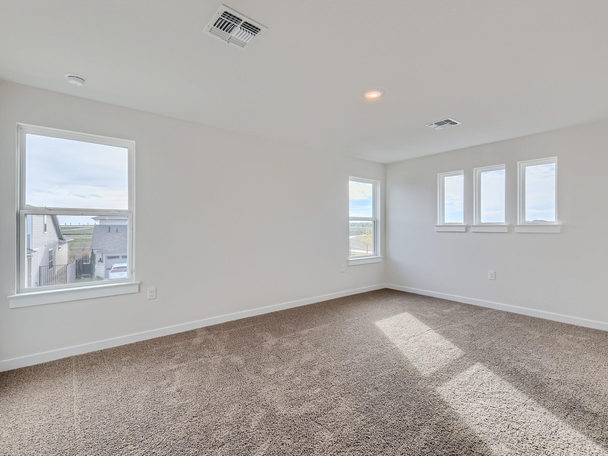 Austin, Texas 78744, United States, 4 Bedrooms Bedrooms, ,3 BathroomsBathrooms,Residential,Active,573