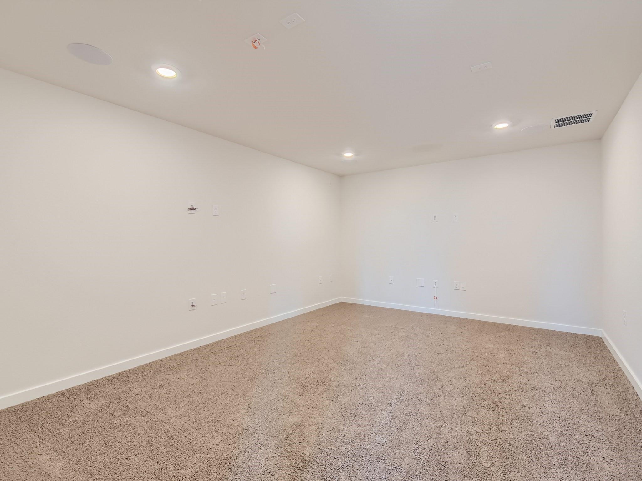 Austin, Texas 78744, United States, 4 Bedrooms Bedrooms, ,3 BathroomsBathrooms,Residential,Active,573