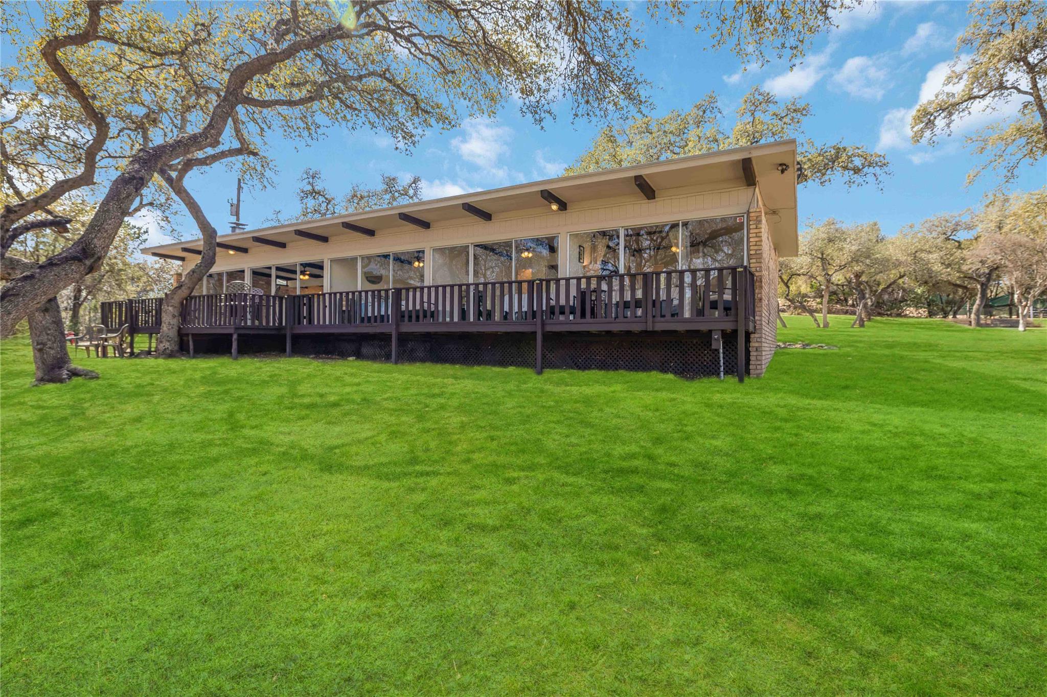 17416 Sleepy Hollow DR