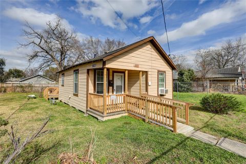 Photo of 3003/3005 Trulley ST, Houston, TX 77004 (MLS # 8951593)