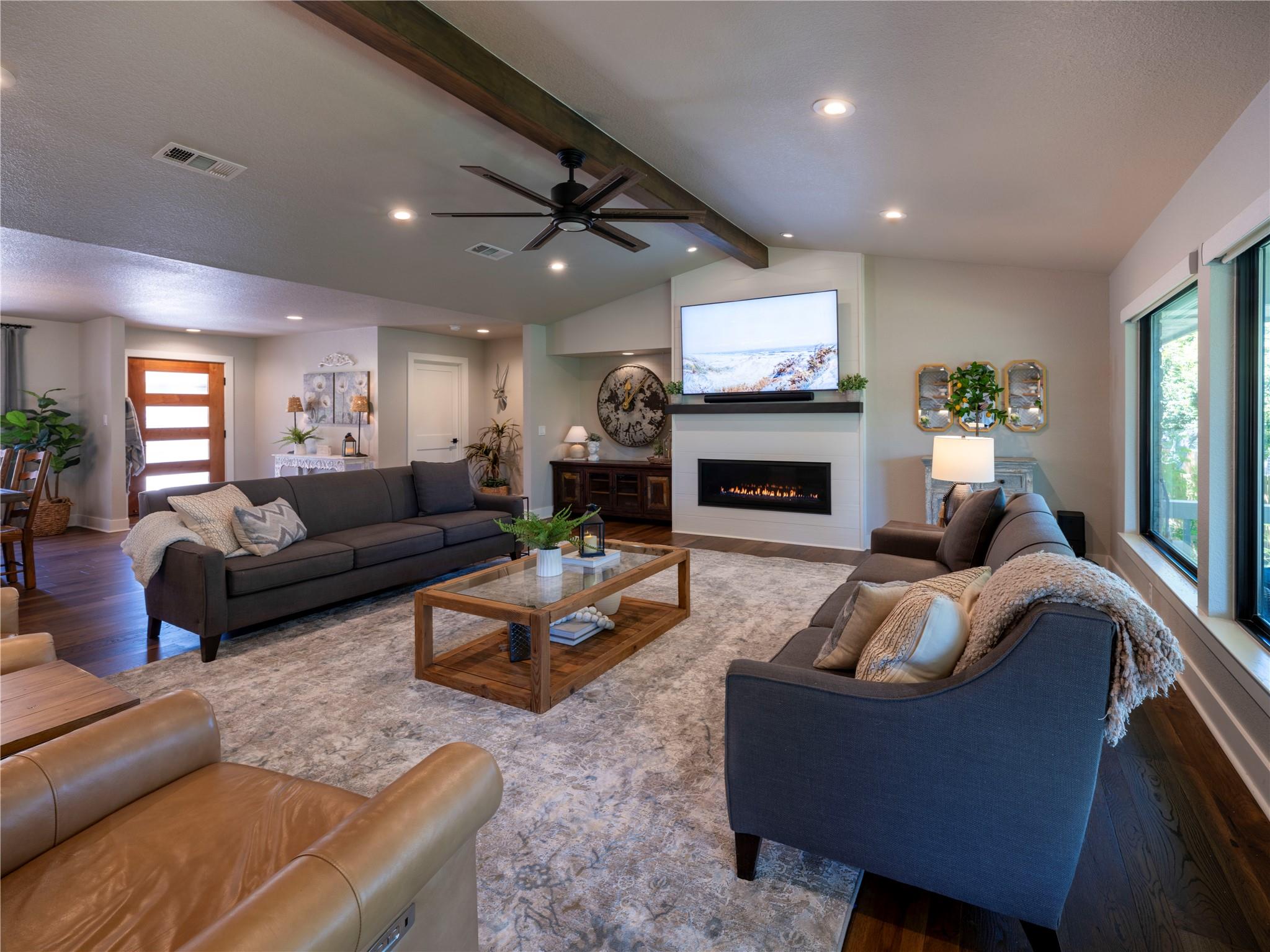 121 Copperleaf RD