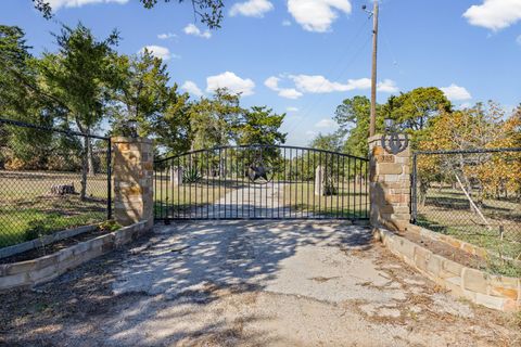 Photo of 305 Whitesands TRL, Dale, TX 78616 (MLS # 2730719)