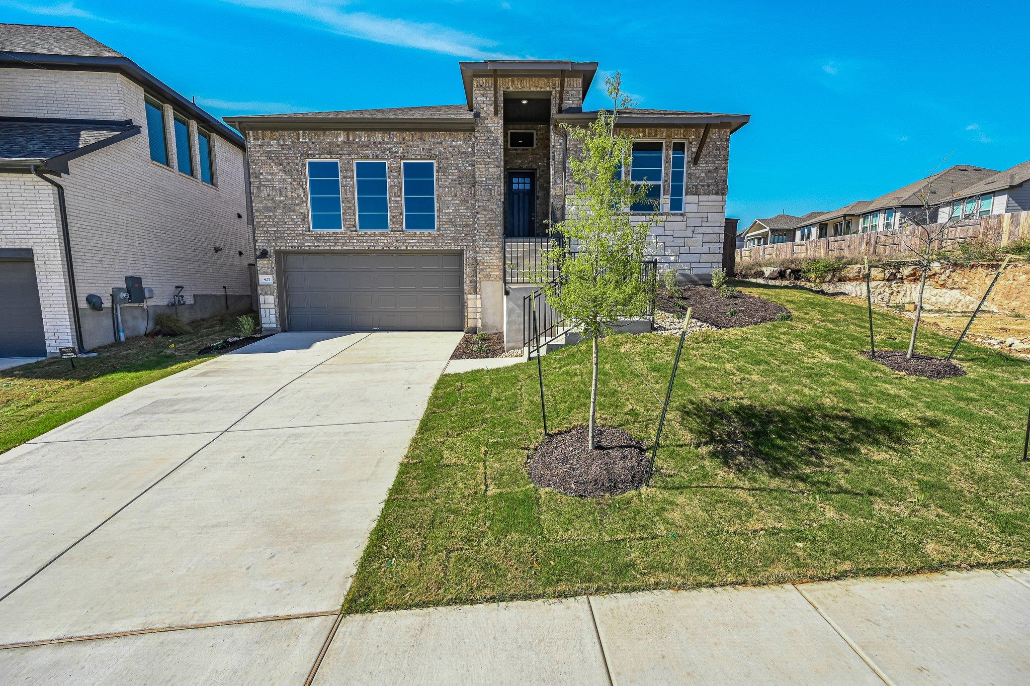 427 Fountain Grass DR