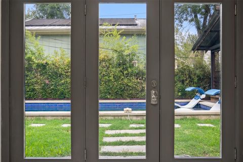 Tiny photo for 2906 Breeze TER, Austin, TX 78722 (MLS # 6600457)