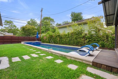 Tiny photo for 2906 Breeze TER, Austin, TX 78722 (MLS # 6600457)