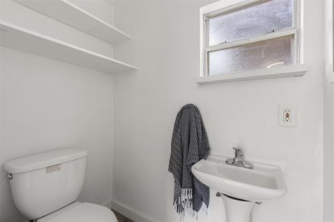 Tiny photo for 2906 Breeze TER, Austin, TX 78722 (MLS # 6600457)