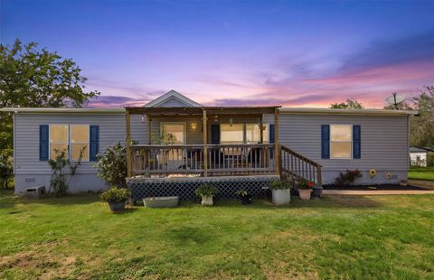 Photo of 612 Lilac WAY, Kyle, TX 78640 (MLS # 5902891)