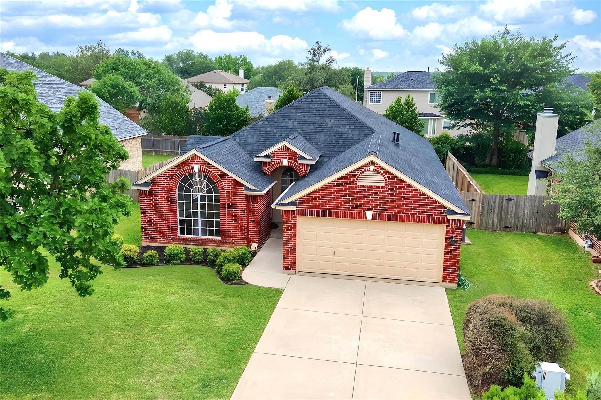 2218 Macaw DR