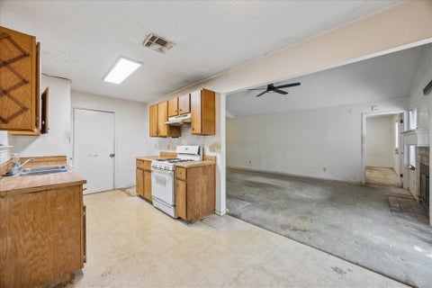 Tiny photo for 7701 Wakefield DR, Austin, TX 78749 (MLS # 4508213)