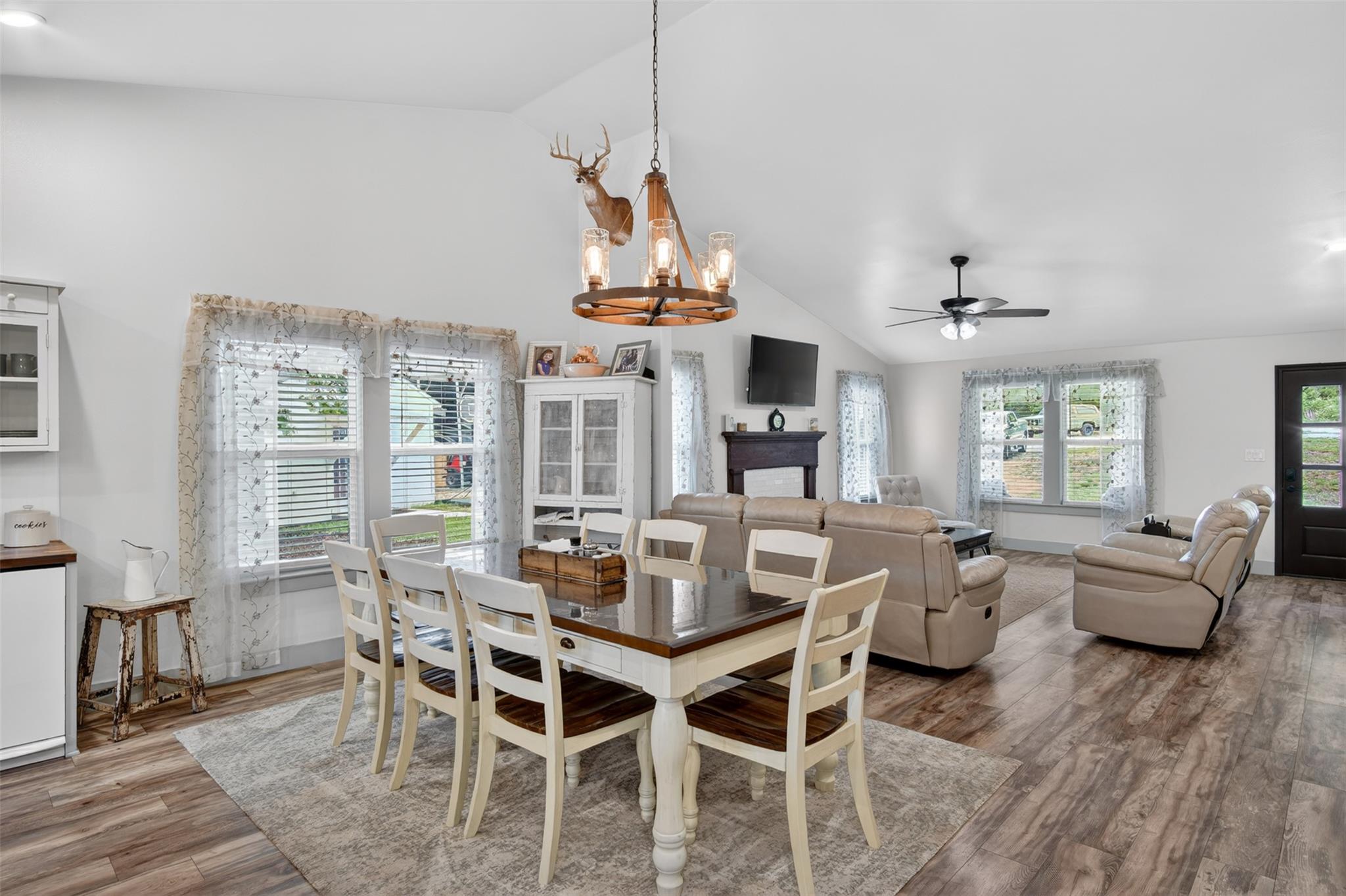 360 Darwin DR