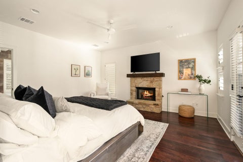 Tiny photo for 2324 Kinney RD, Austin, TX 78704 (MLS # 6603303)