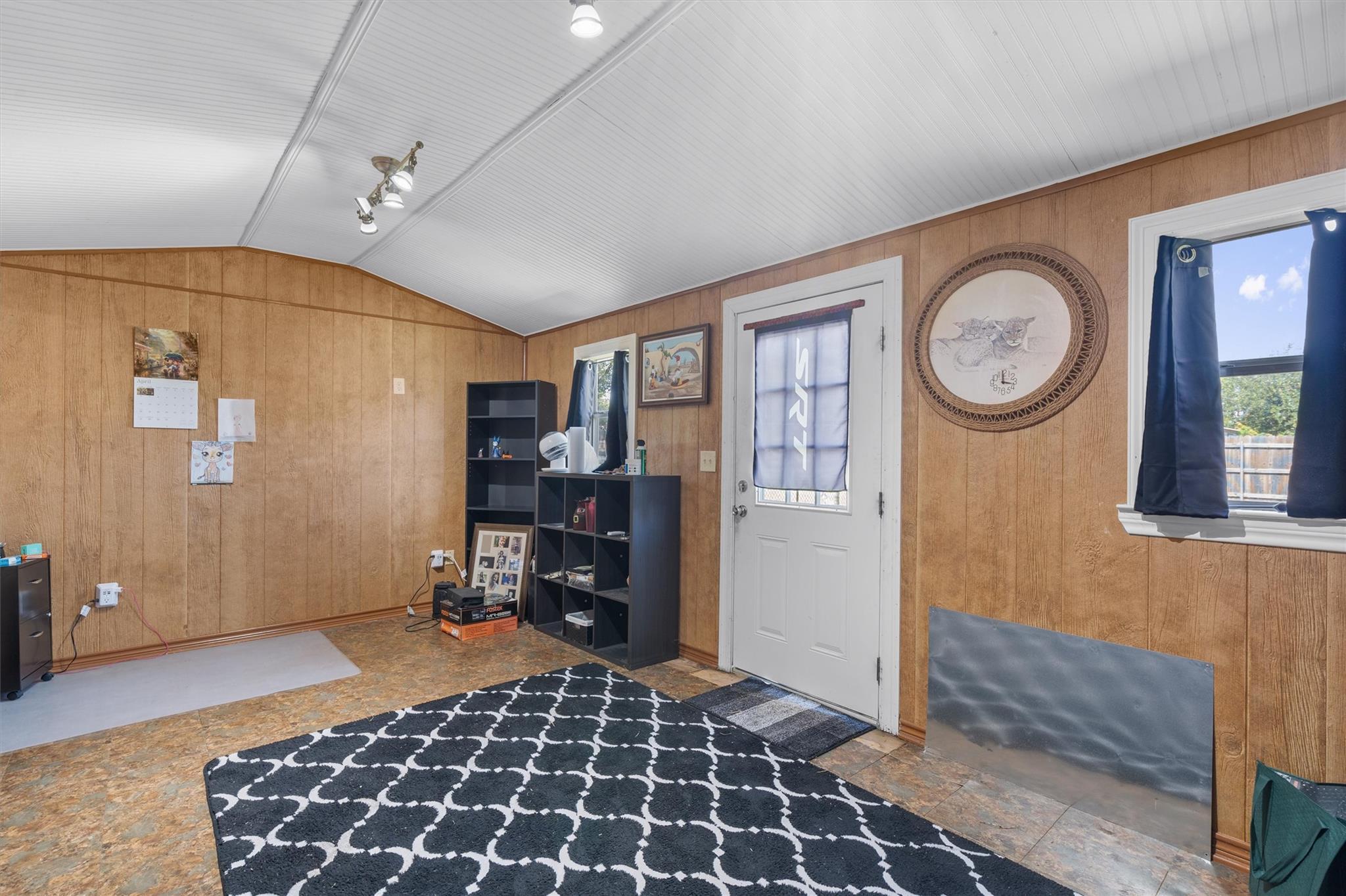 Taylor, Texas 76574, United States, 3 Bedrooms Bedrooms, ,2 BathroomsBathrooms,Residential,Active,126444