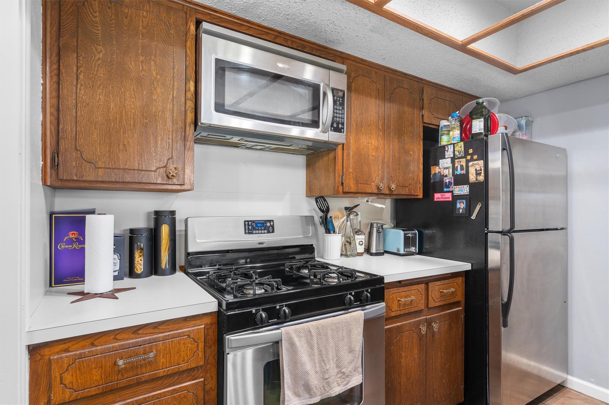 Taylor, Texas 76574, United States, 3 Bedrooms Bedrooms, ,2 BathroomsBathrooms,Residential,Active,126444