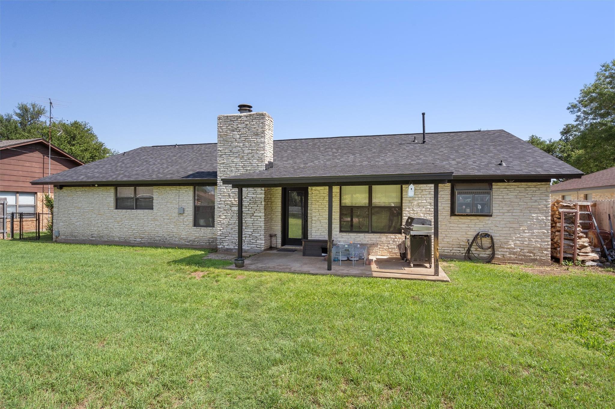 Taylor, Texas 76574, United States, 3 Bedrooms Bedrooms, ,2 BathroomsBathrooms,Residential,Active,126444