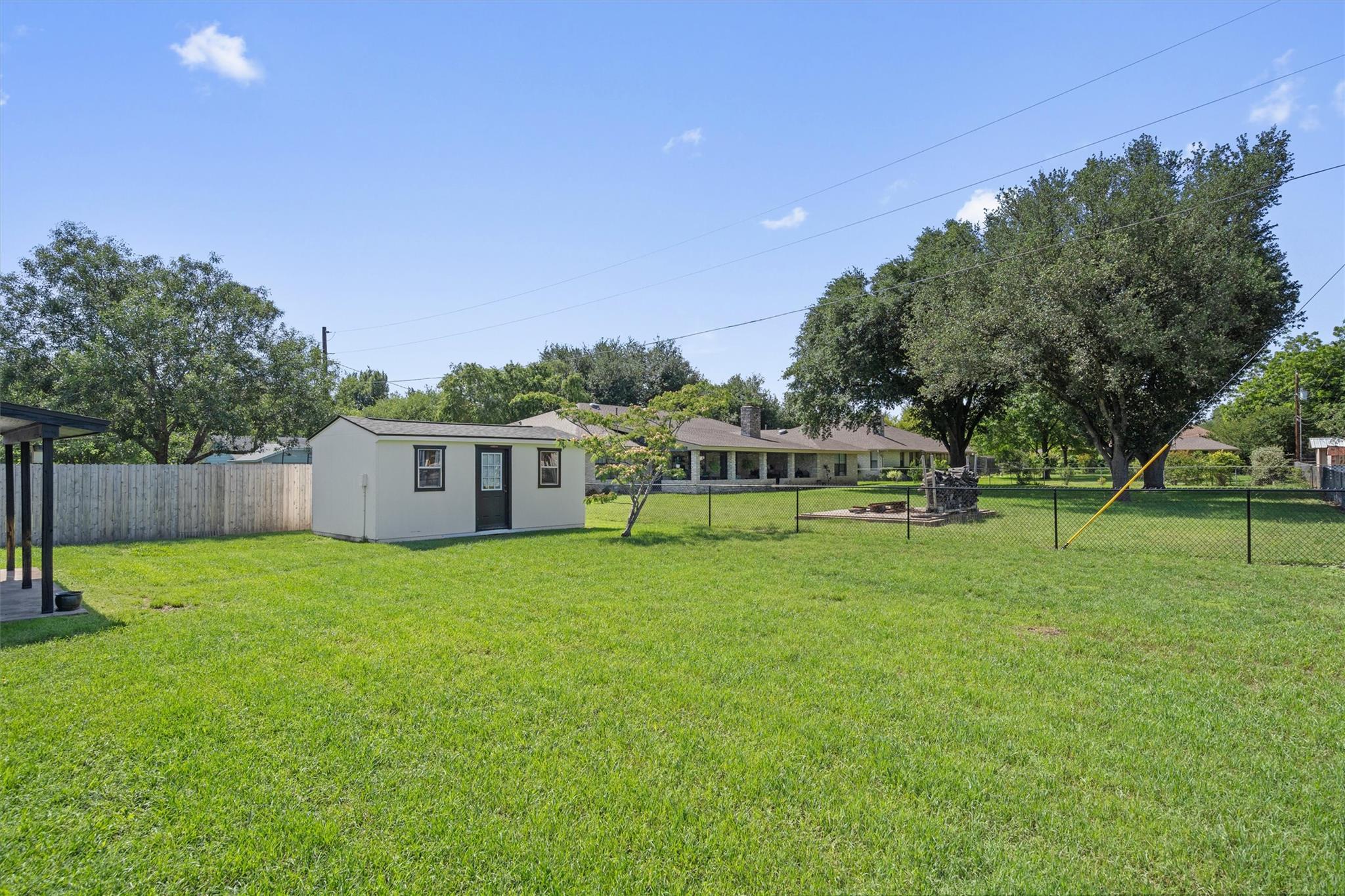 Taylor, Texas 76574, United States, 3 Bedrooms Bedrooms, ,2 BathroomsBathrooms,Residential,Active,126444